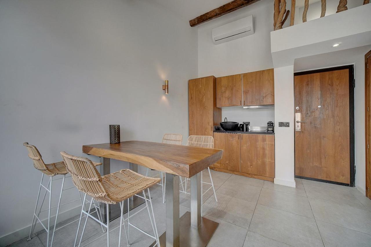 Magnifiques Appartements A 2 Pas Du Palais カンヌ エクステリア 写真