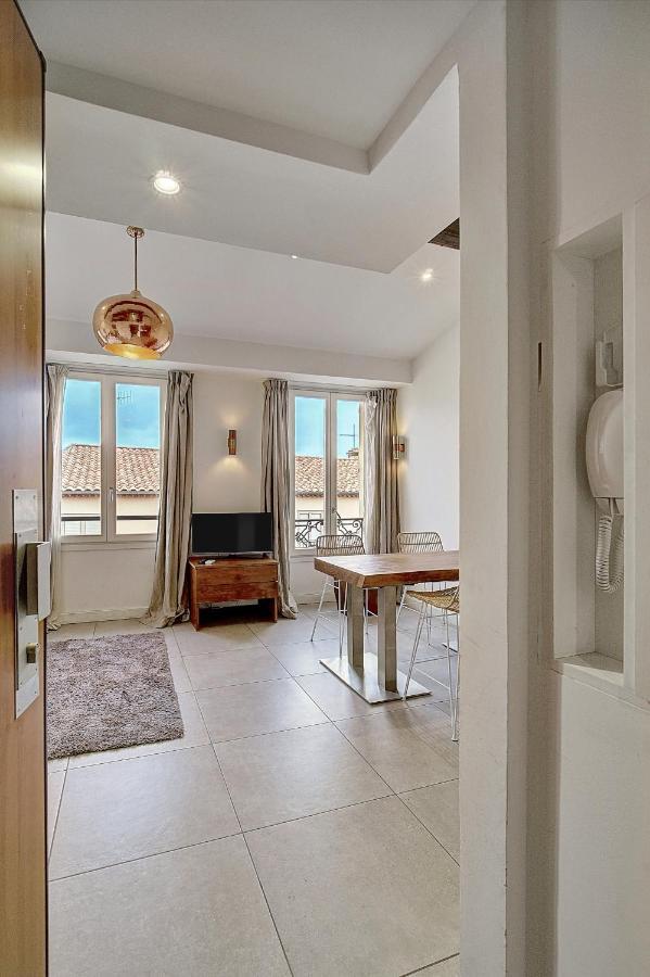 Magnifiques Appartements A 2 Pas Du Palais カンヌ エクステリア 写真